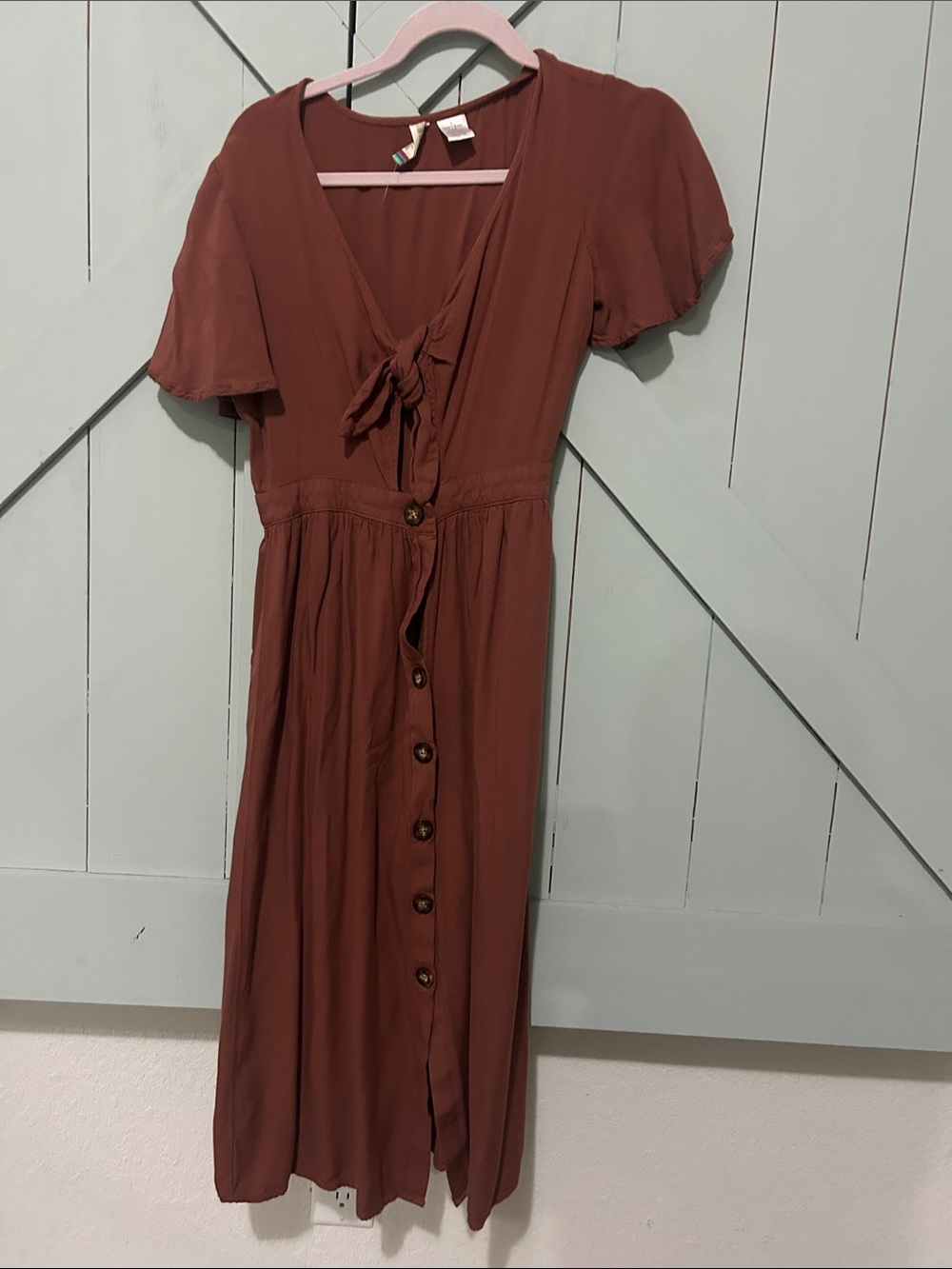 Mimi Chica Rust Terracotta Tie-Front Button Midi Dress - Picture 4 of 5